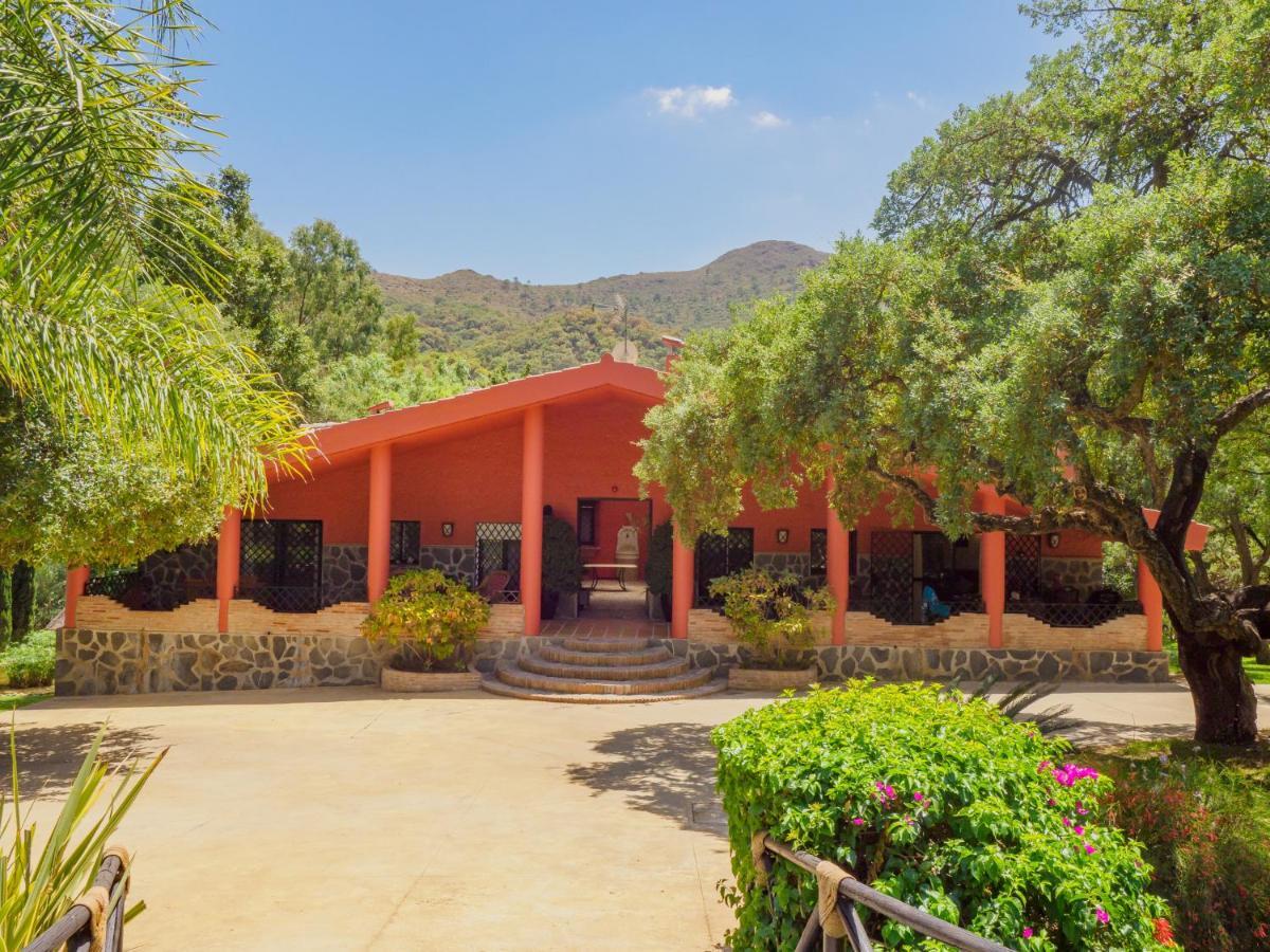 Cubo's La Fuente Del Pedregal Casa 2 Holiday home