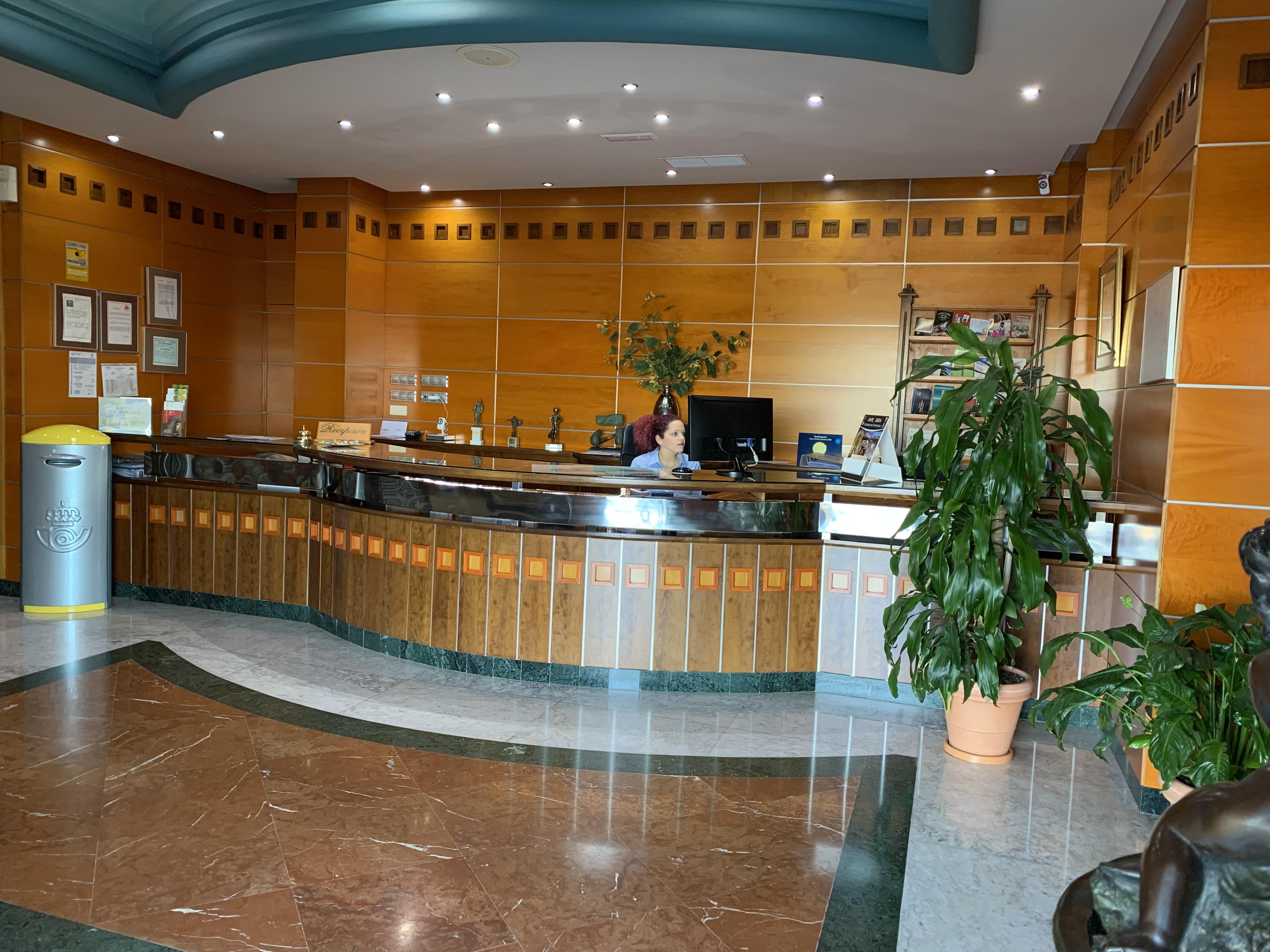 Hotel La Sierra 4*