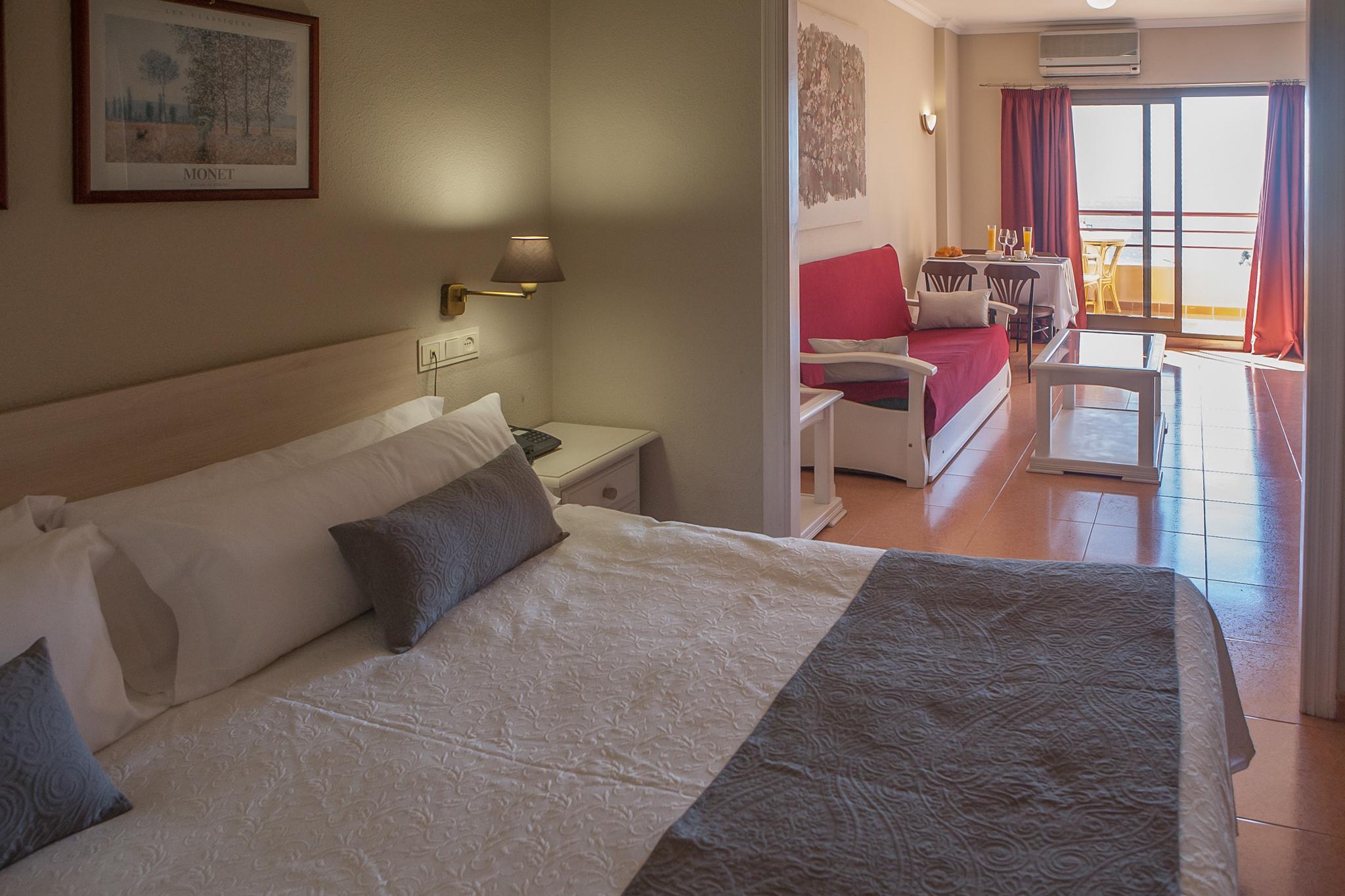 Aparthotel Aguadulce