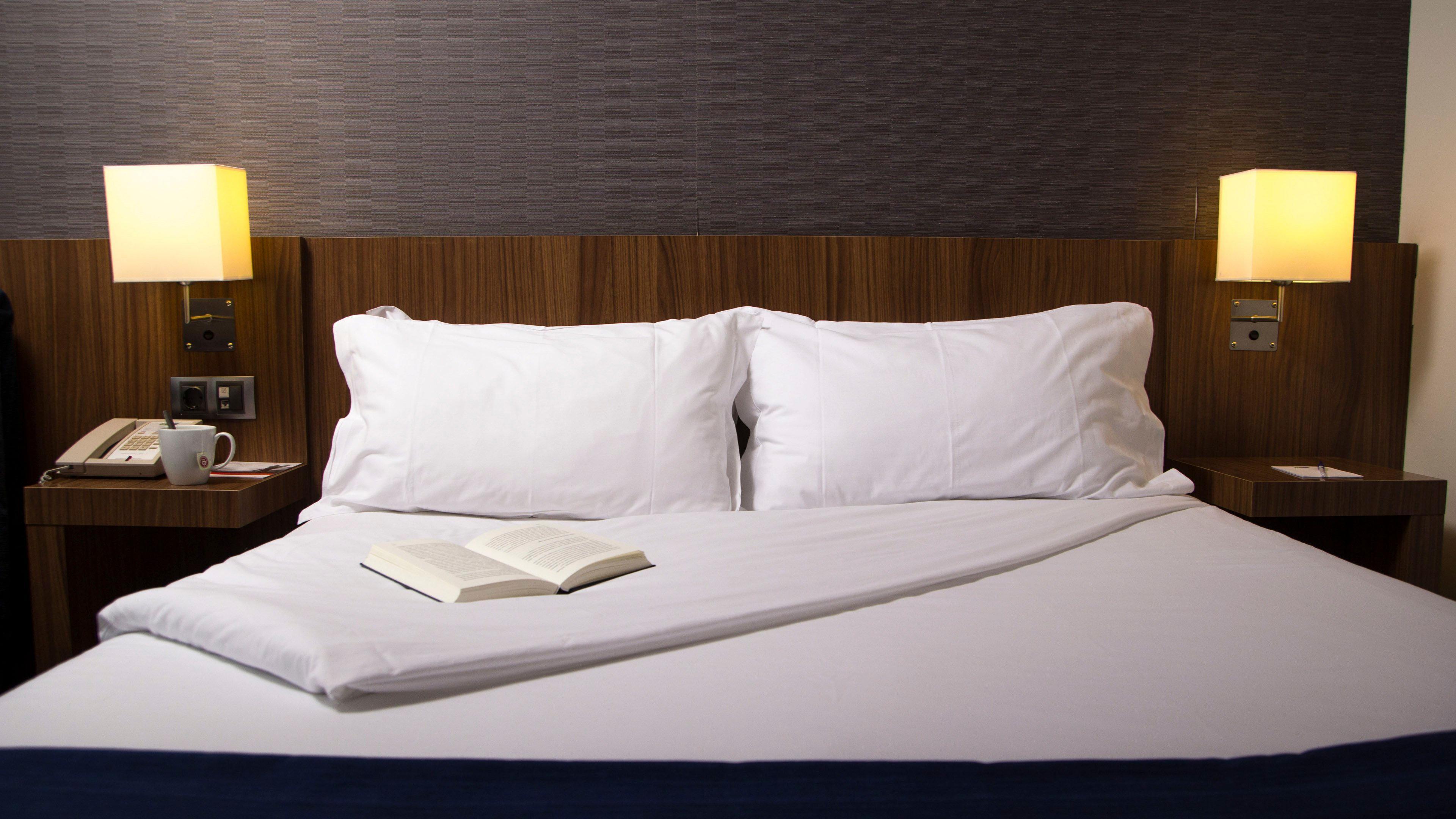 Hotel Express Bilbao Airport By Ihg Derio
