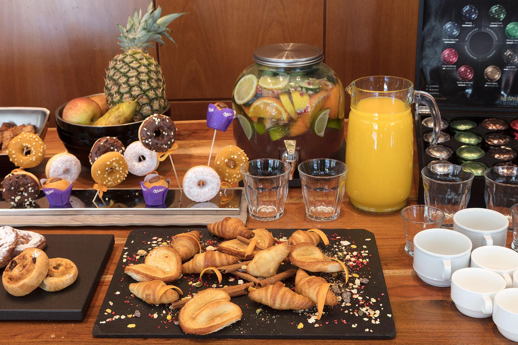 Abba Sants Hotel 4*
