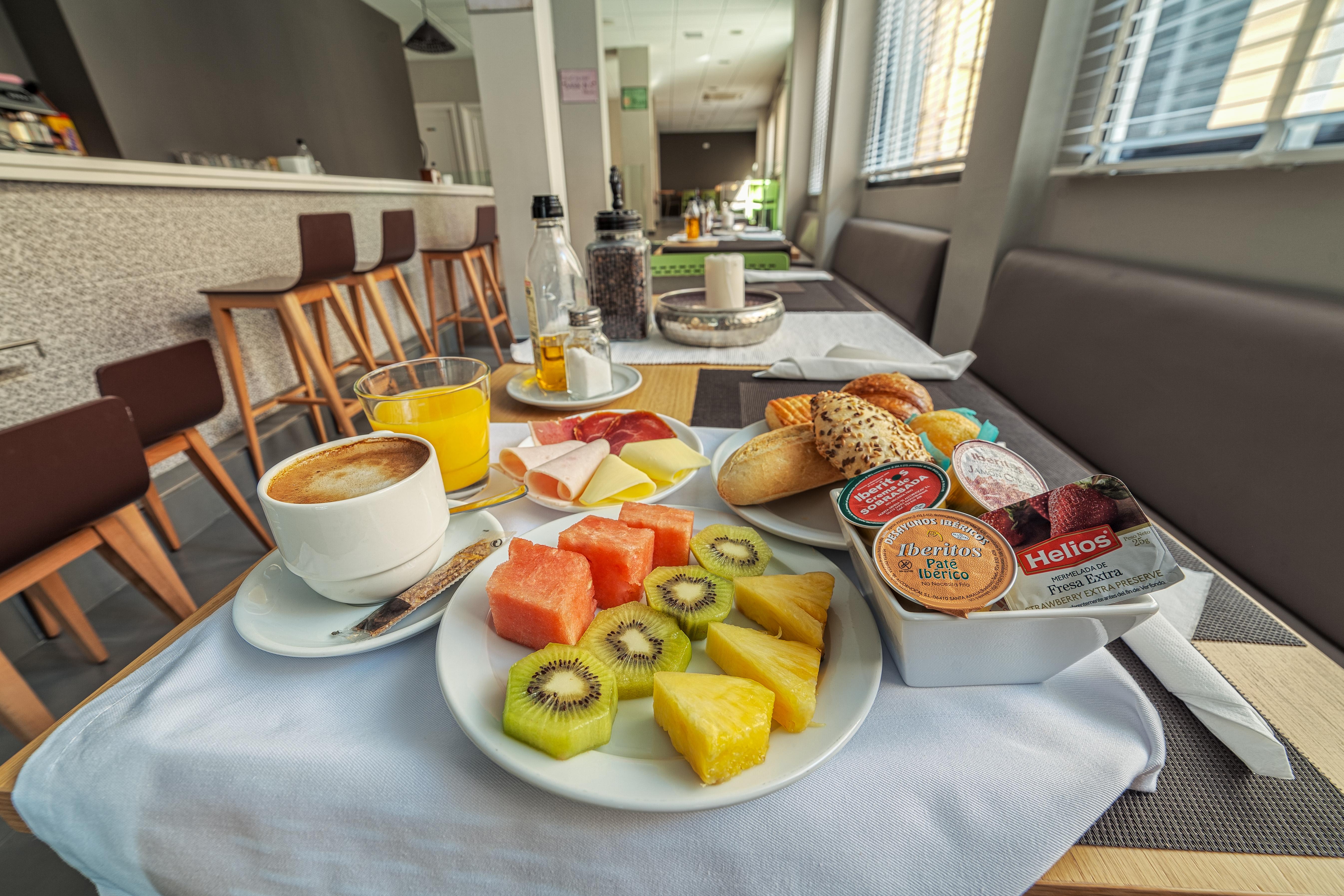 Hotel La Perla Almería
