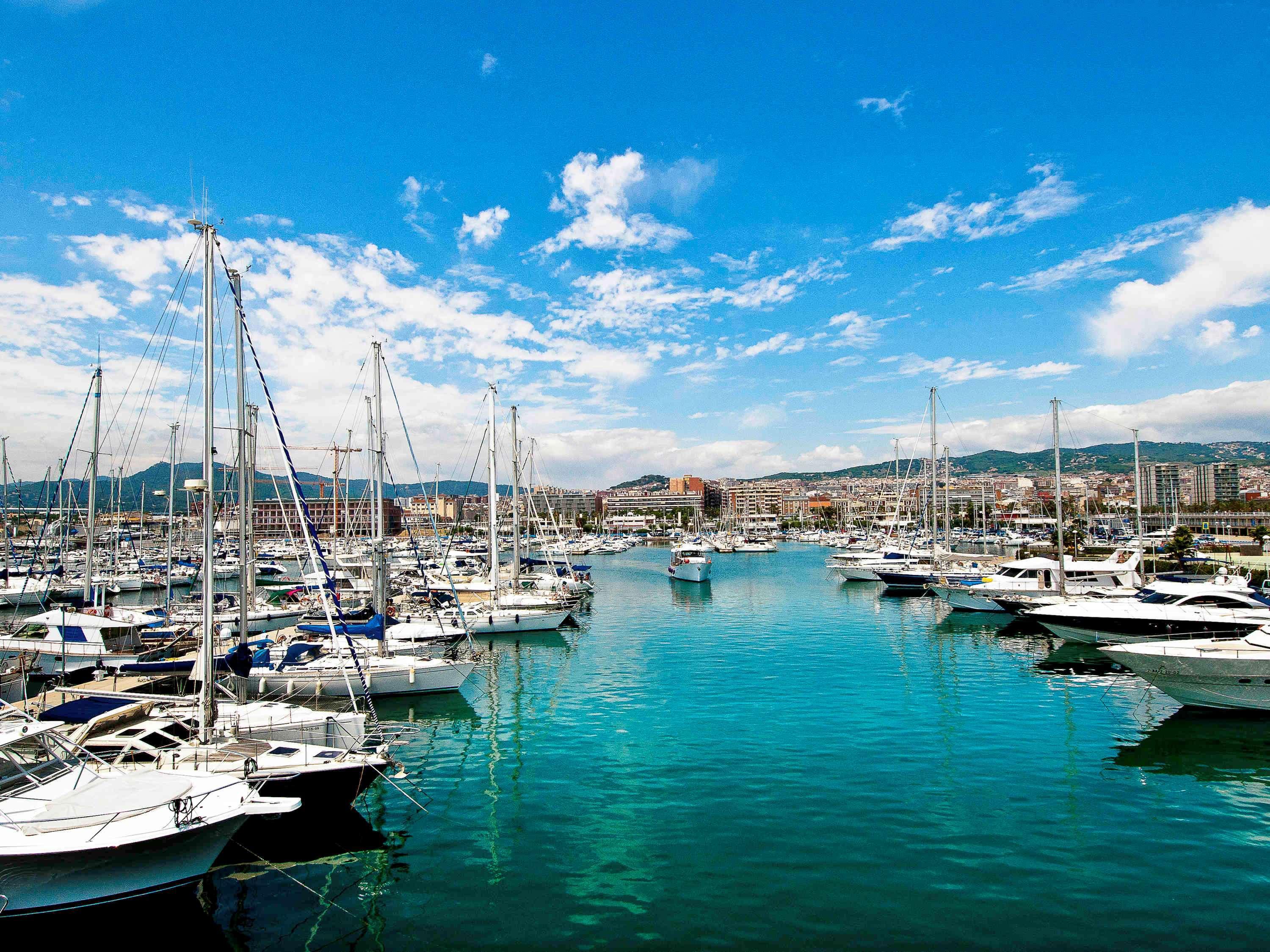 Novotel Barcelona Cornella Hotel 4*