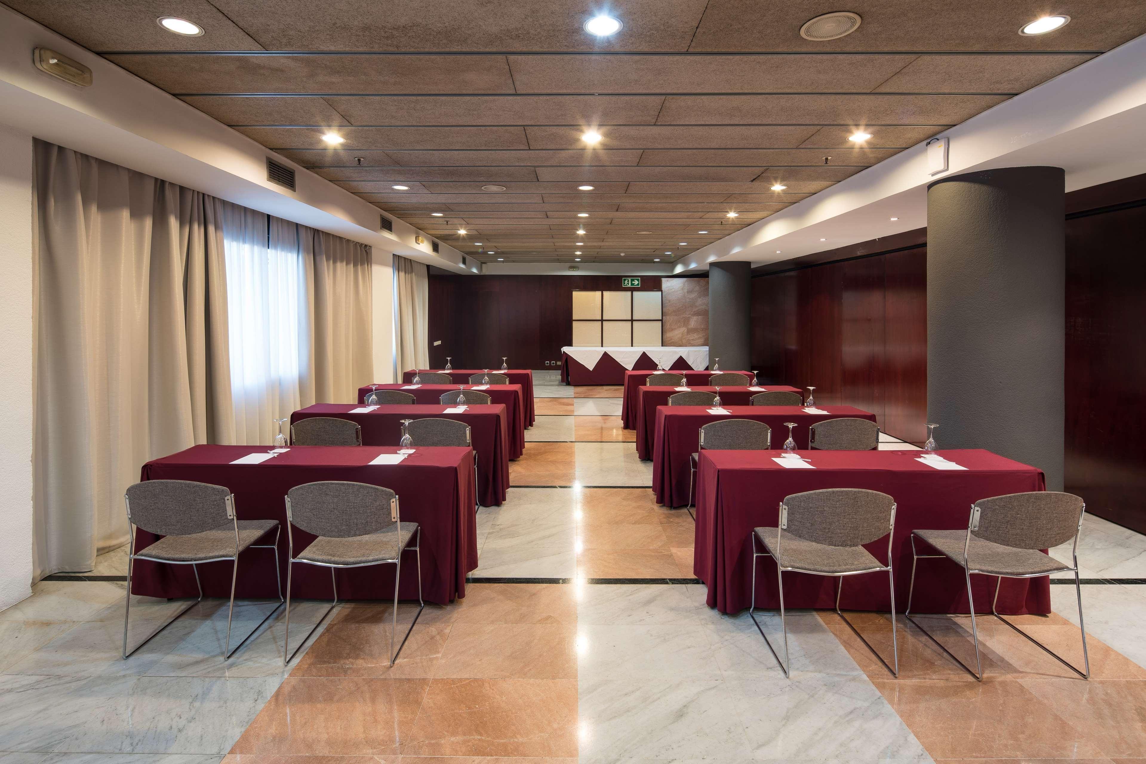 Catalonia Hotel 4*