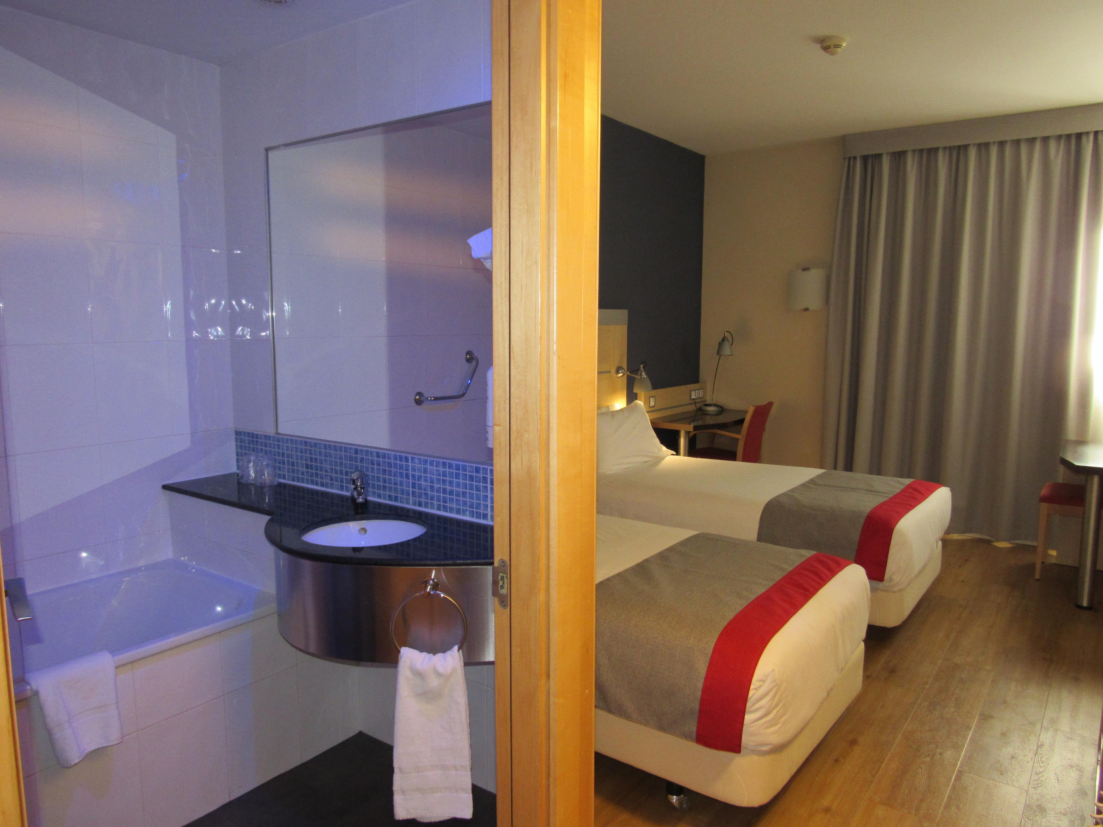 Express Sant Cugat By Ihg Hotel