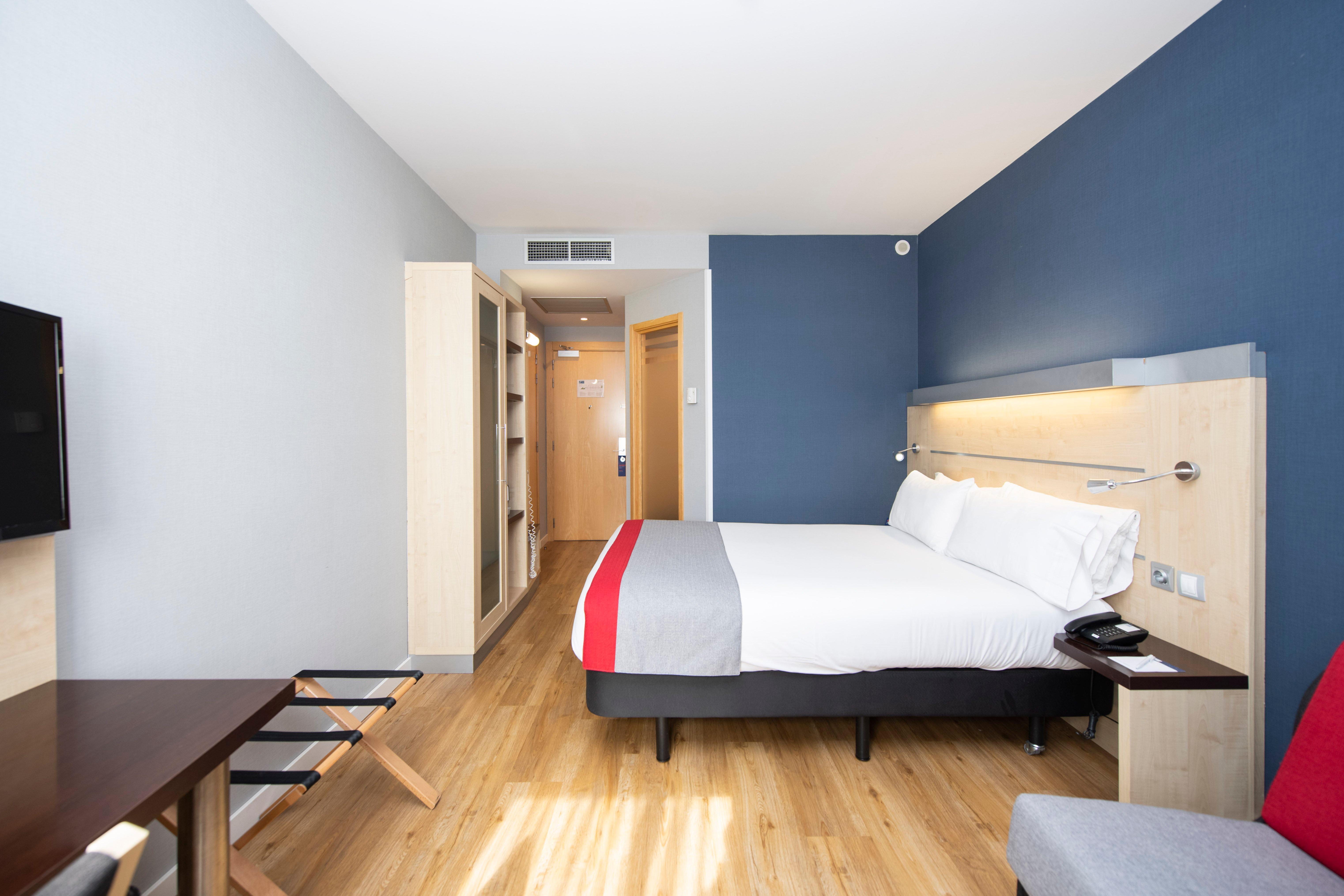 Express Sant Cugat By Ihg 3*