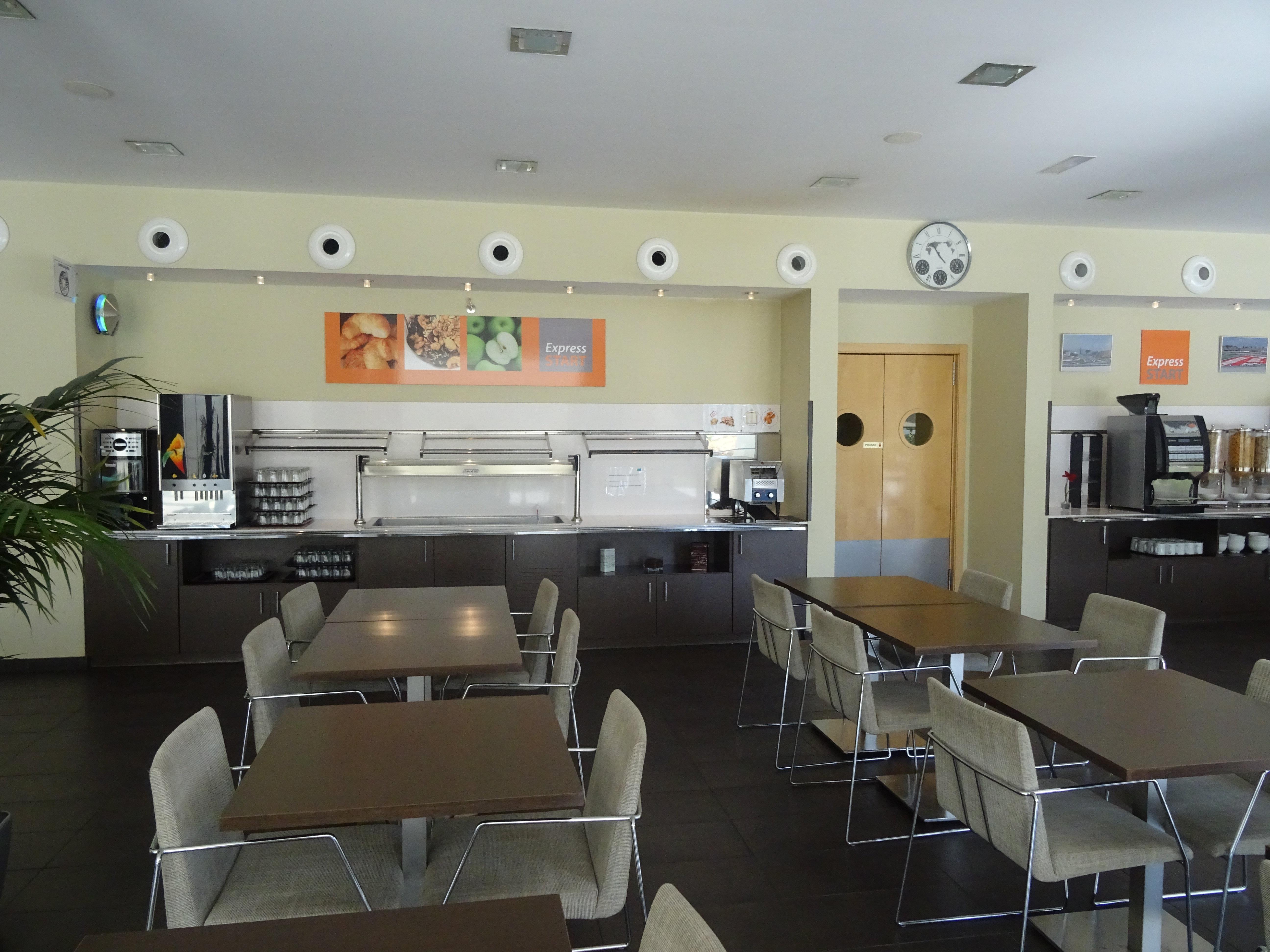 Hotel Express Sant Cugat By Ihg 3*