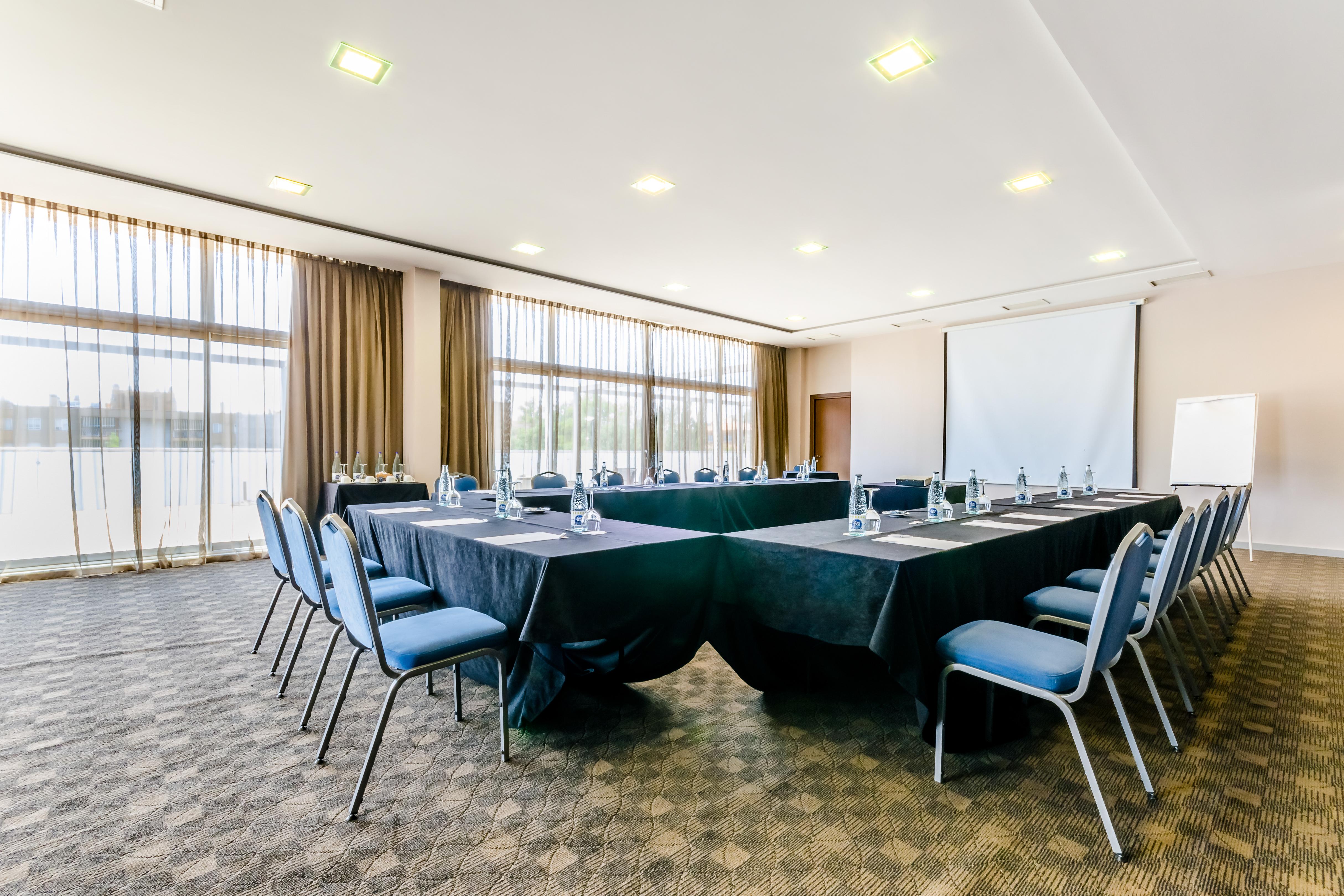 Eurostars Executive Hotel 4*