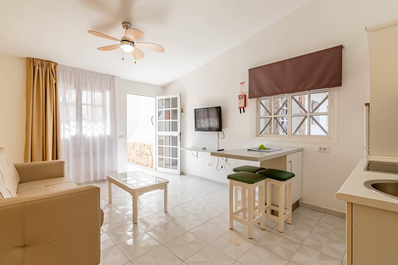 Vista - Adults Only Apartahotel 3*