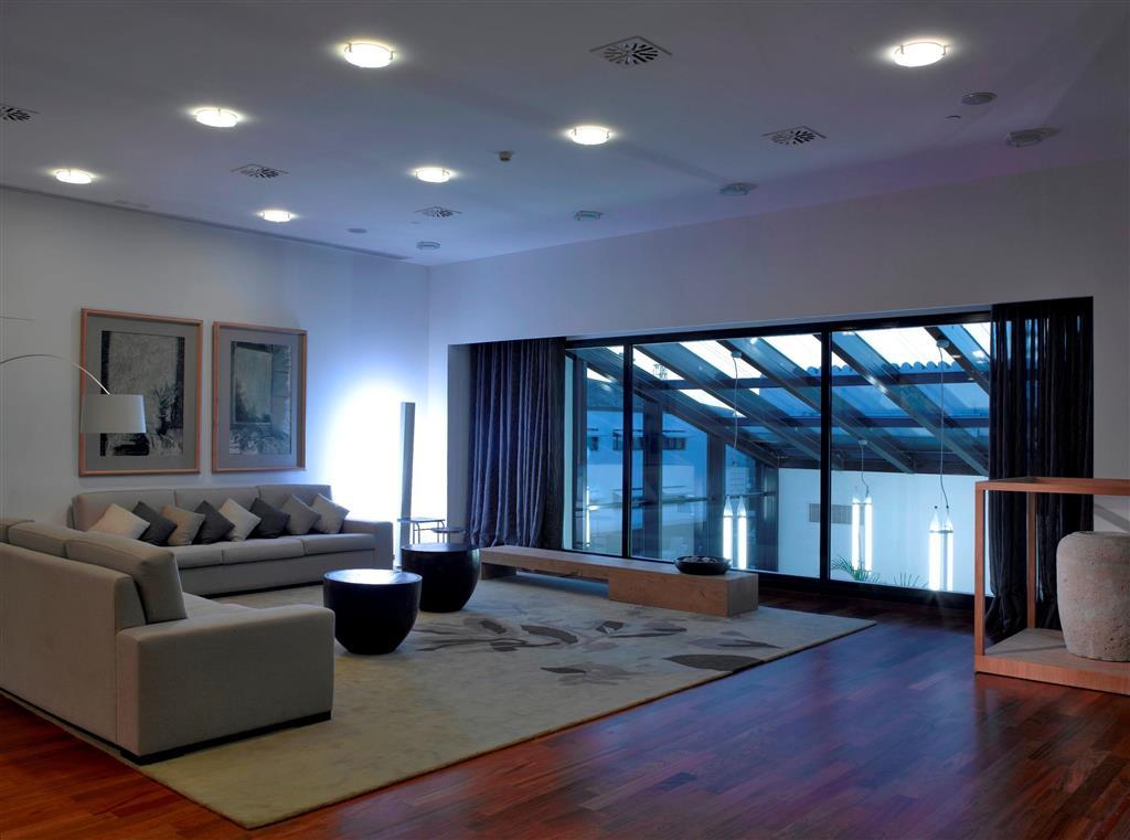 Hotel De 4*