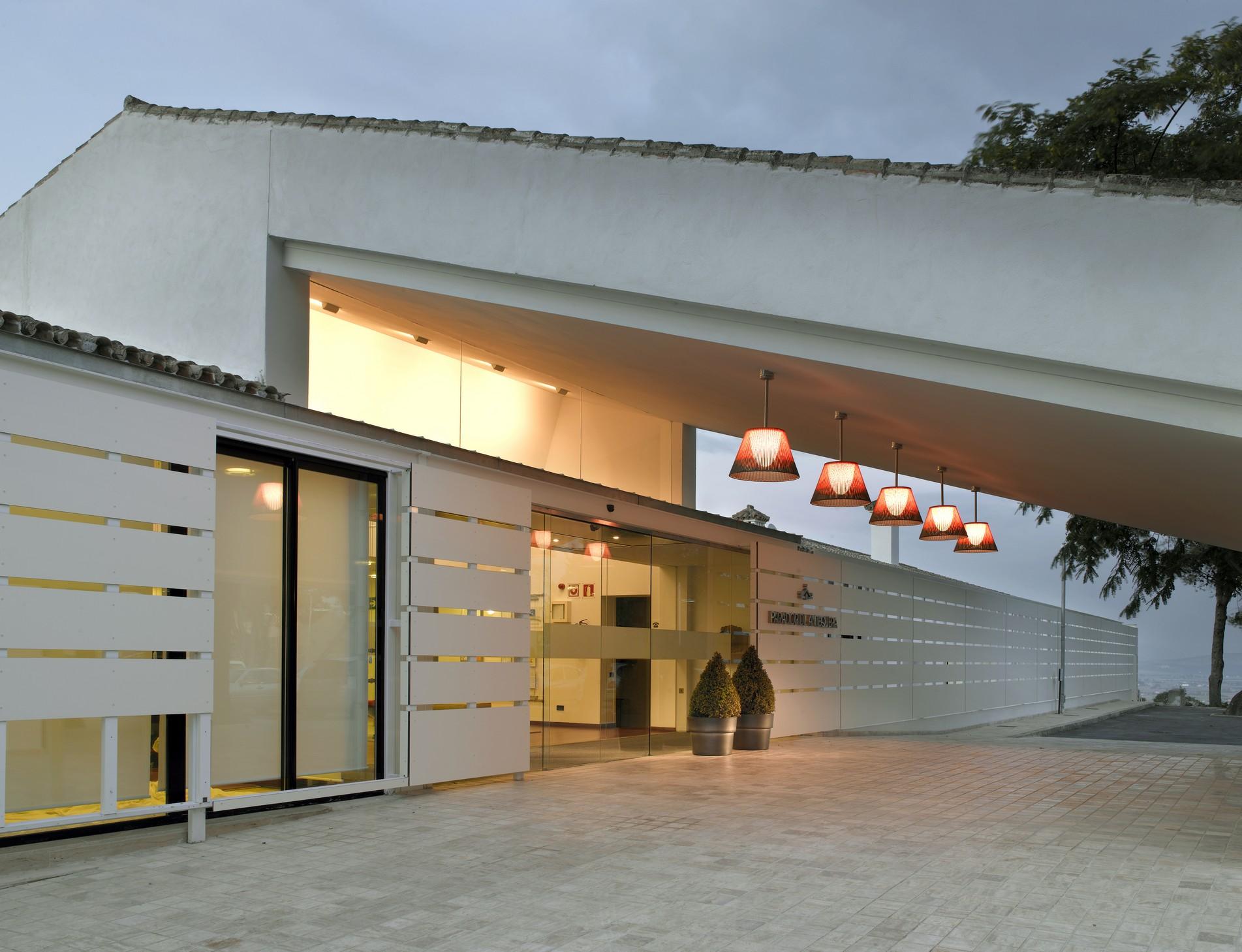 Hotel De 4*