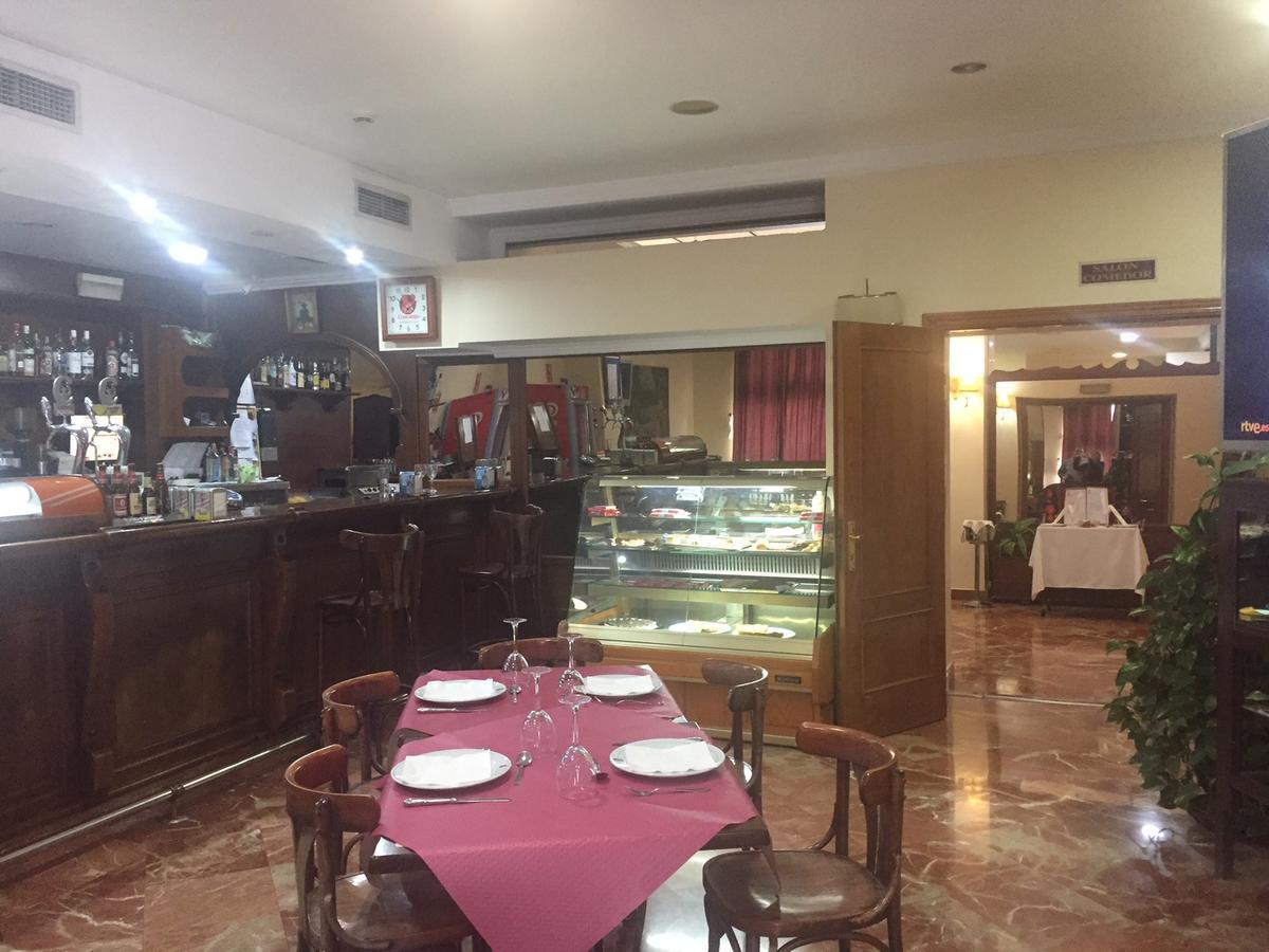 Hotel Peña De Arcos 3*