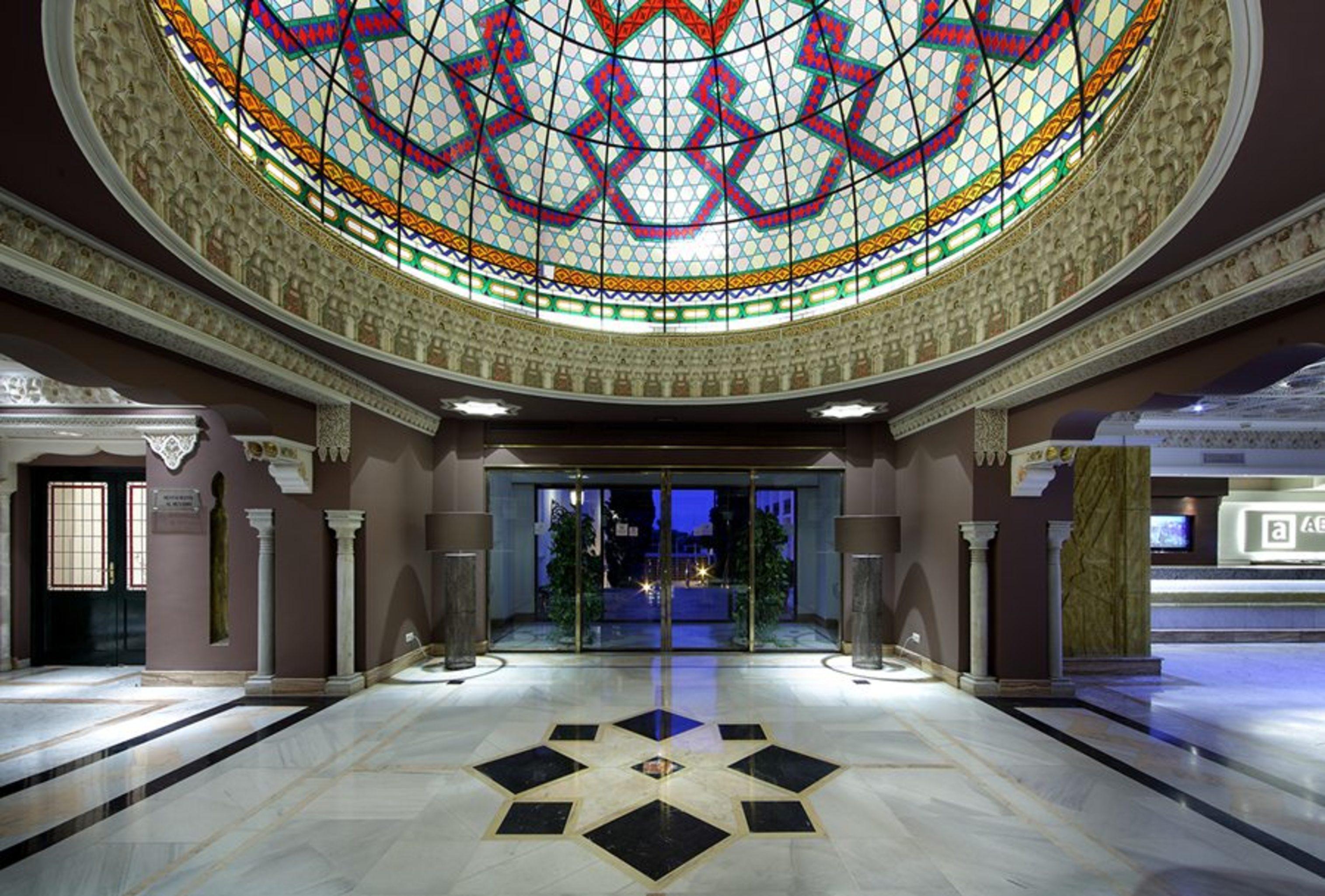 Hotel Abades 4*