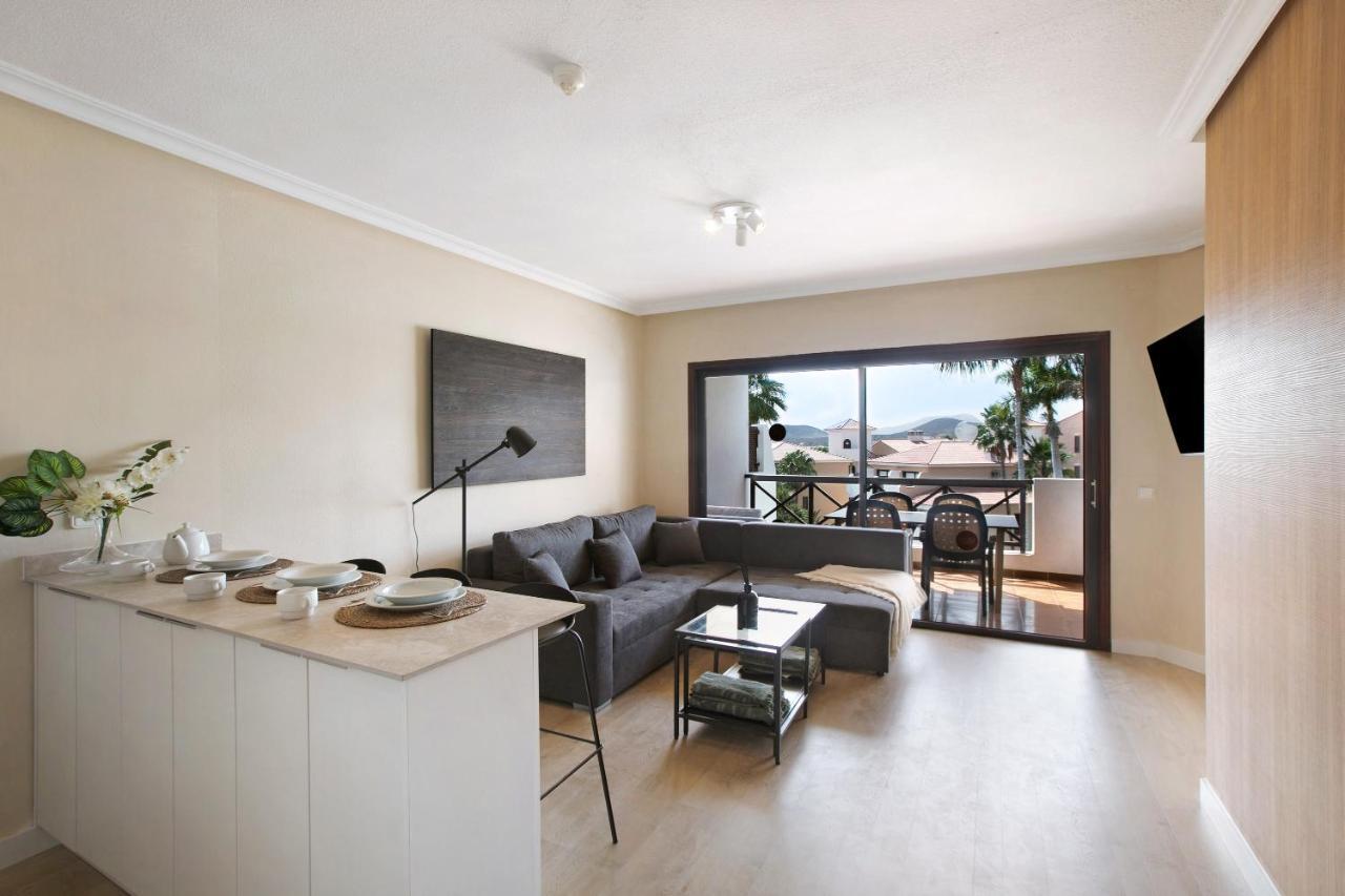 Royal Park Albatros Apartment *