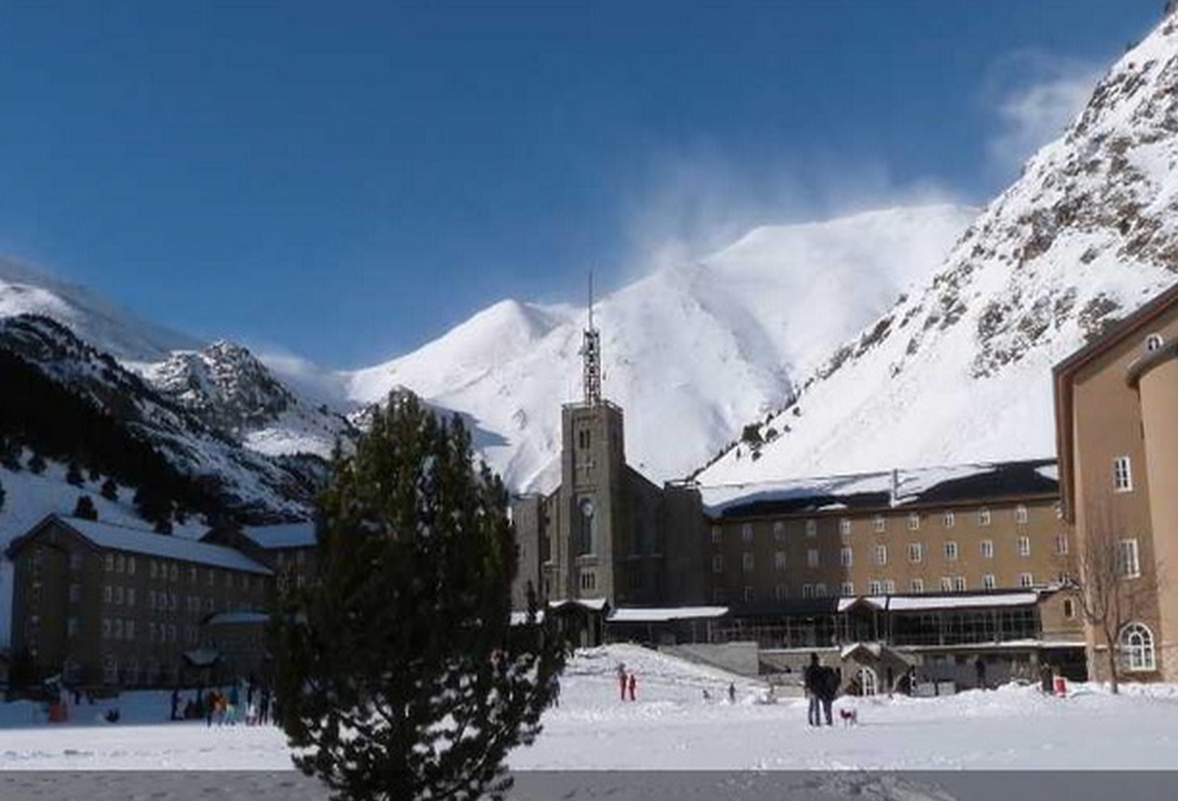Vall De Núria Hotel