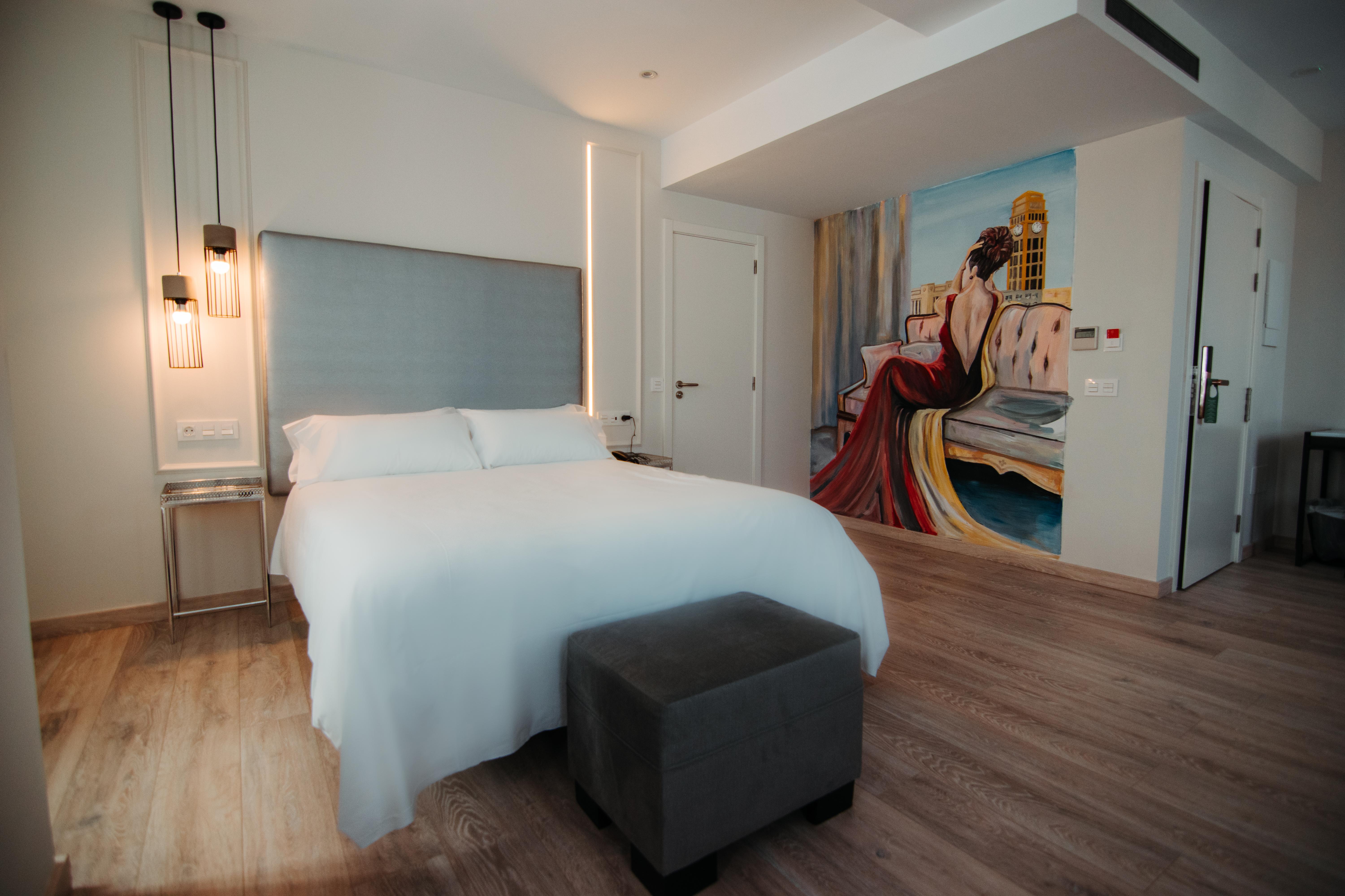 Hotel Urban Anaga 4*