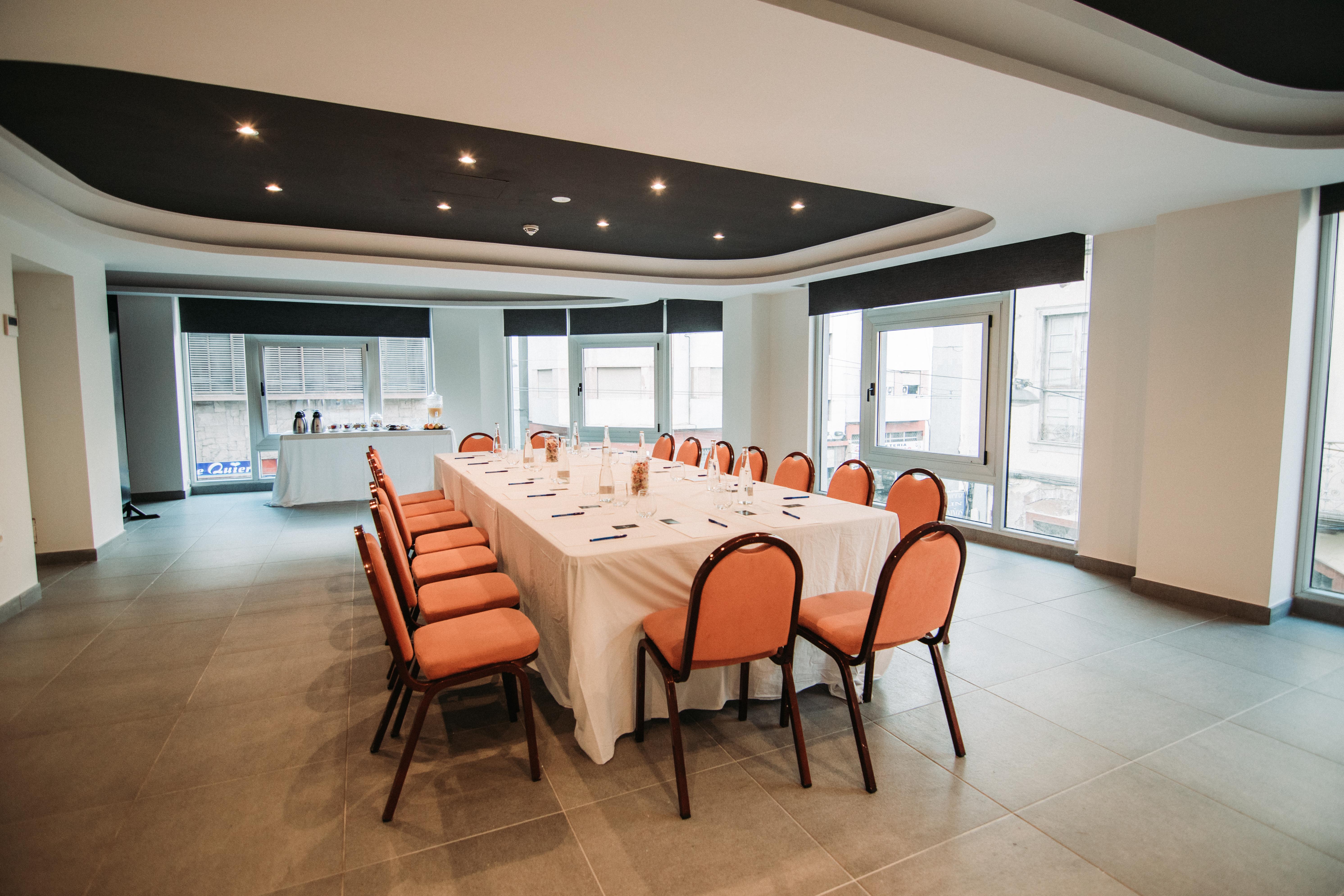 Urban Anaga Hotel 4*