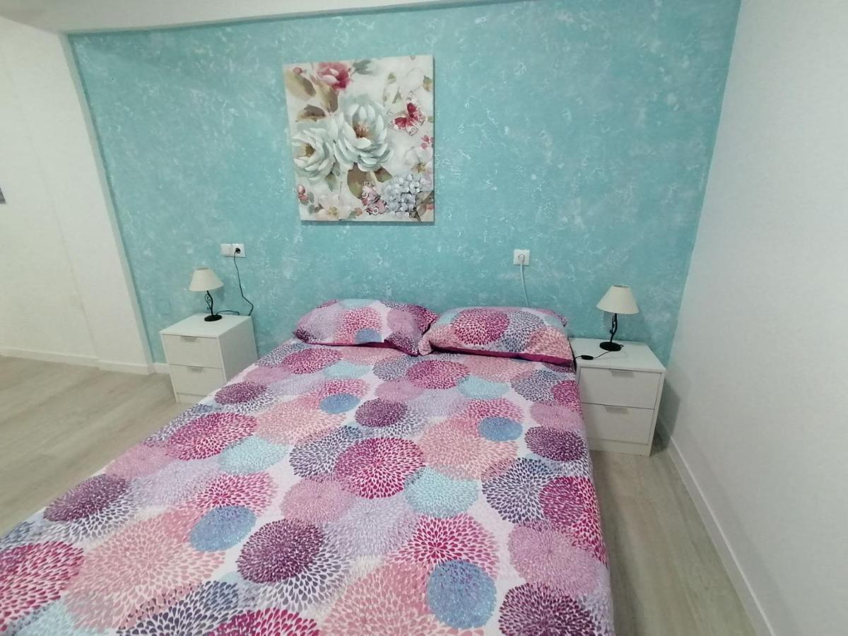 301, 2 Bedrooms, Near Playa De Americas & Free Wifi Holiday home *