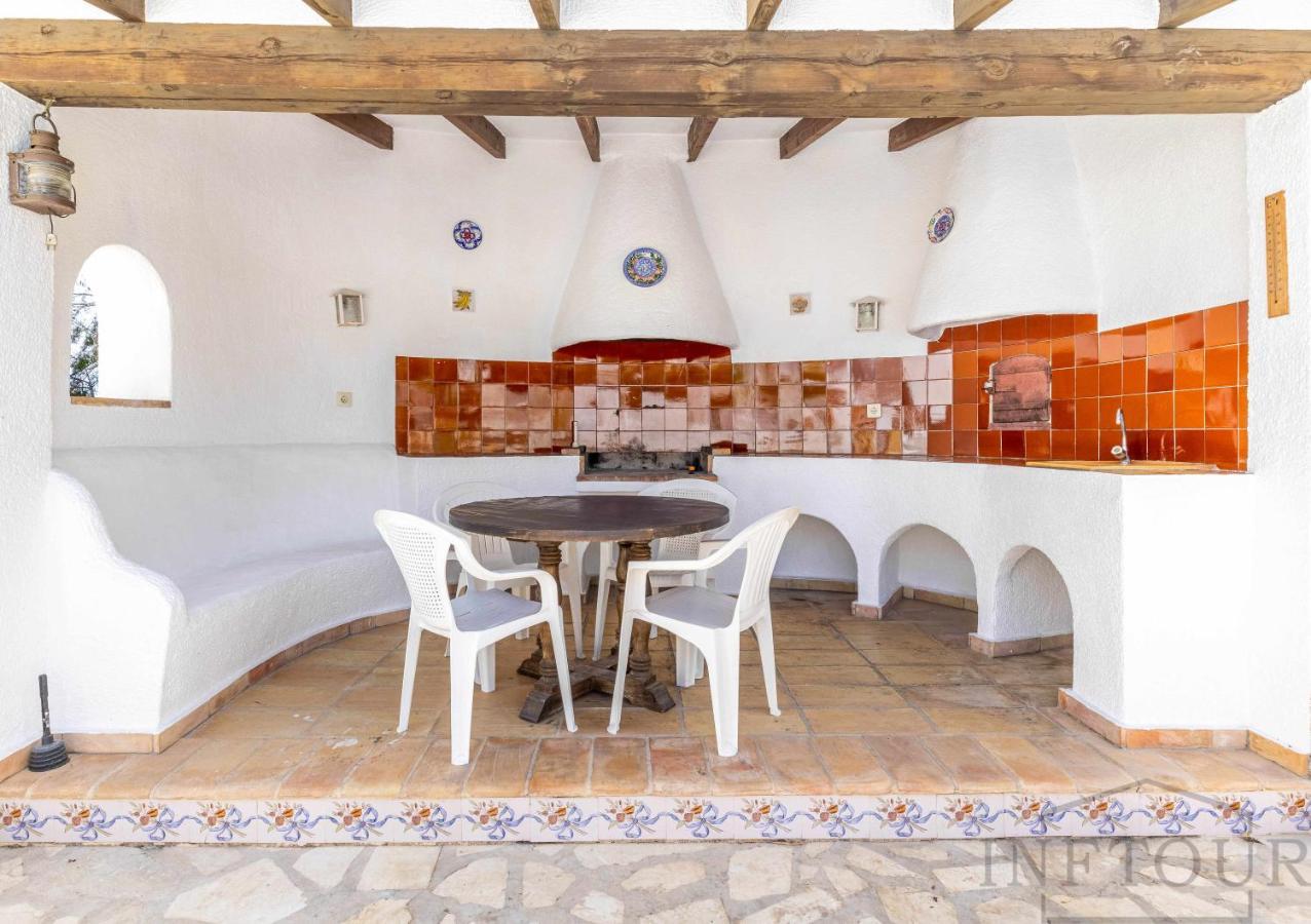 La Fustera B Inftour Сasa de vacaciones