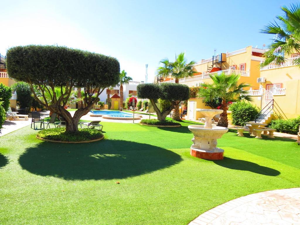 Casa La Zenia Elite Townhouse With Shared Pool And 10 Minutes Walk To Beach