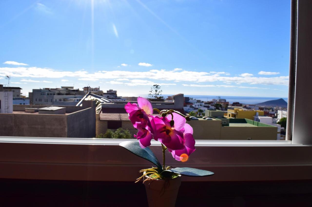 Cataleya's Southairportflat Panoramic Views 24 H Check In & Pick Up Service