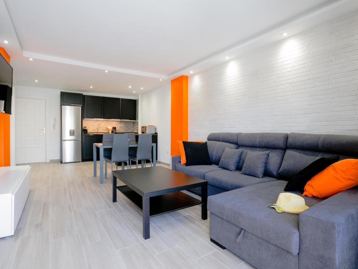 Conypra Modern And Renovated With Terrace Wifi Apartment *
