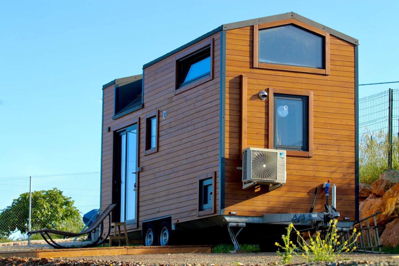 Les Chevaux De Coeur Bed & Breakfast *