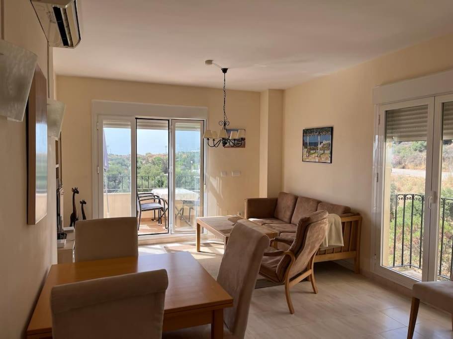 Apartment Lejlighed Med Fantastisk Udsigt Og Taet Pa Sport *