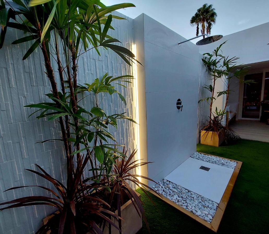 De Diseño Hidromasajes Terraza Y Piscina. San Bartolomé
