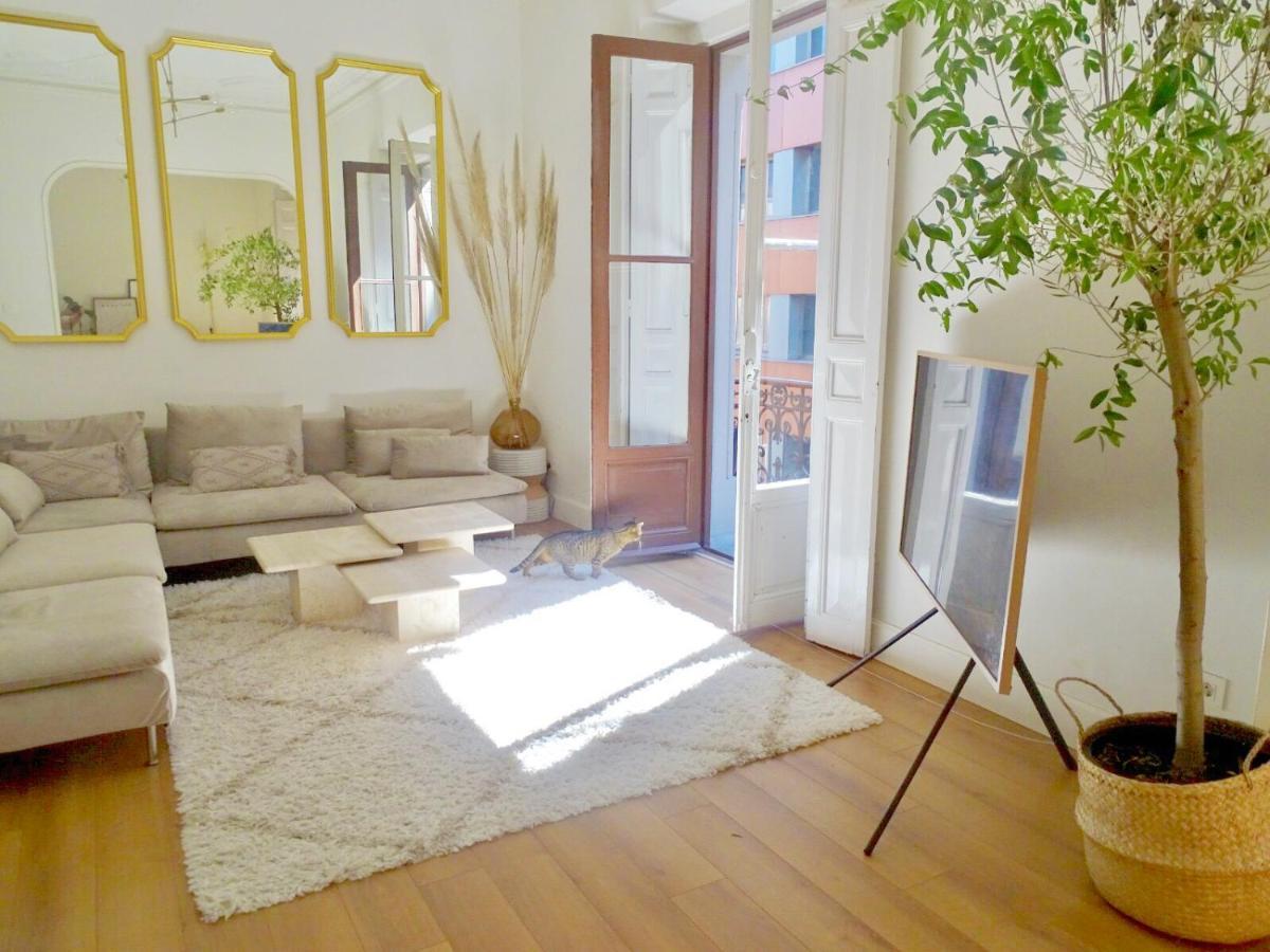 Apartamento 1901 - Impresionante Piso De Diseño En Edificio Emblemático *