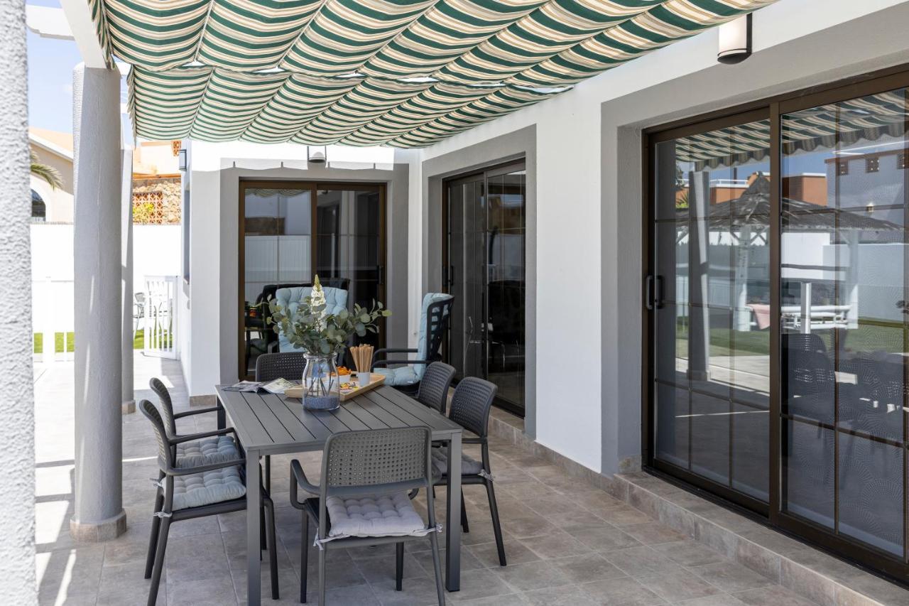 Villa Ideal For Family Holidays, Near And Golf- Casa *