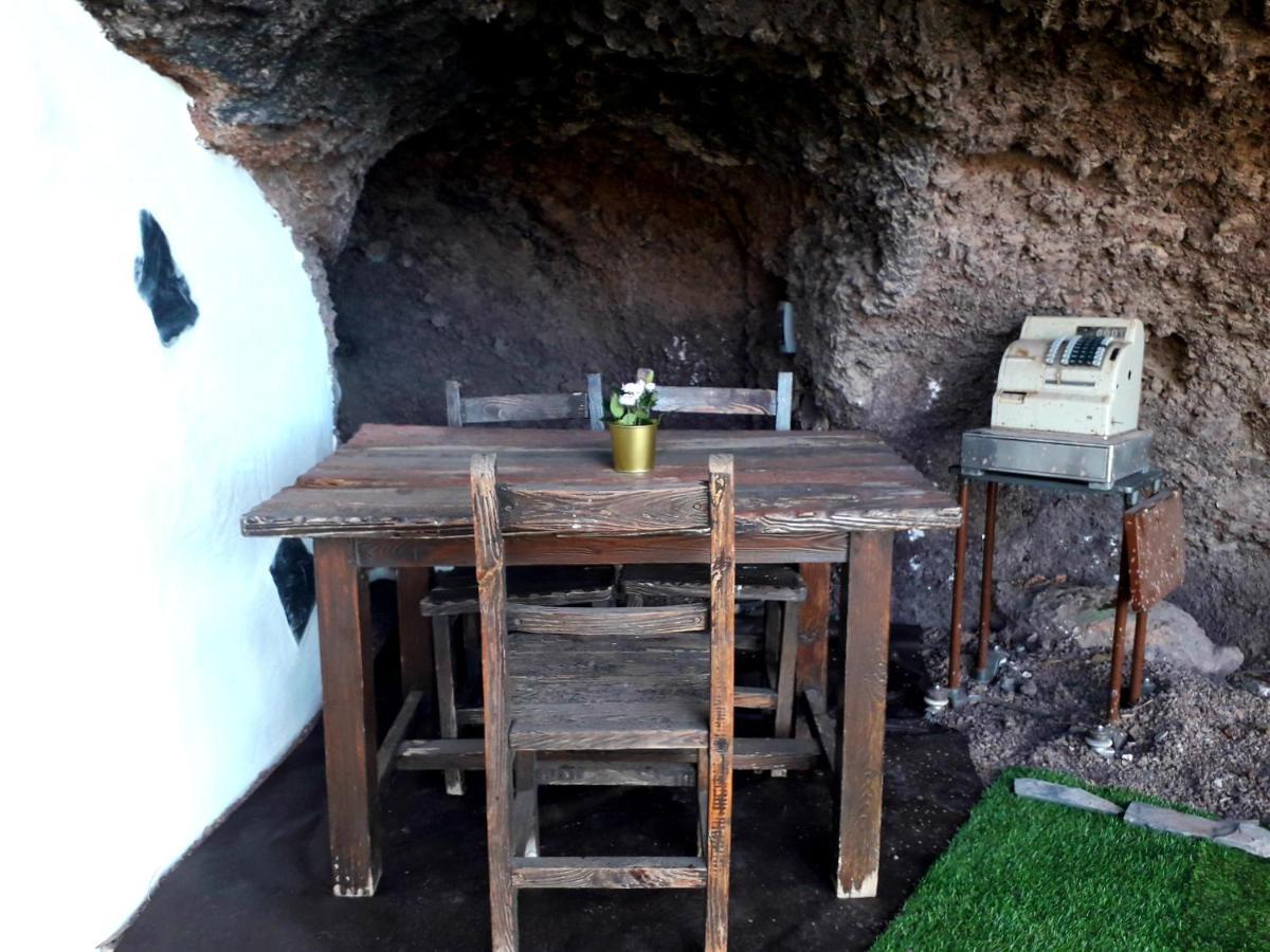 Alessia With Jacuzzi ,garden & Swimming Pool Santa Cruz de Tenerife