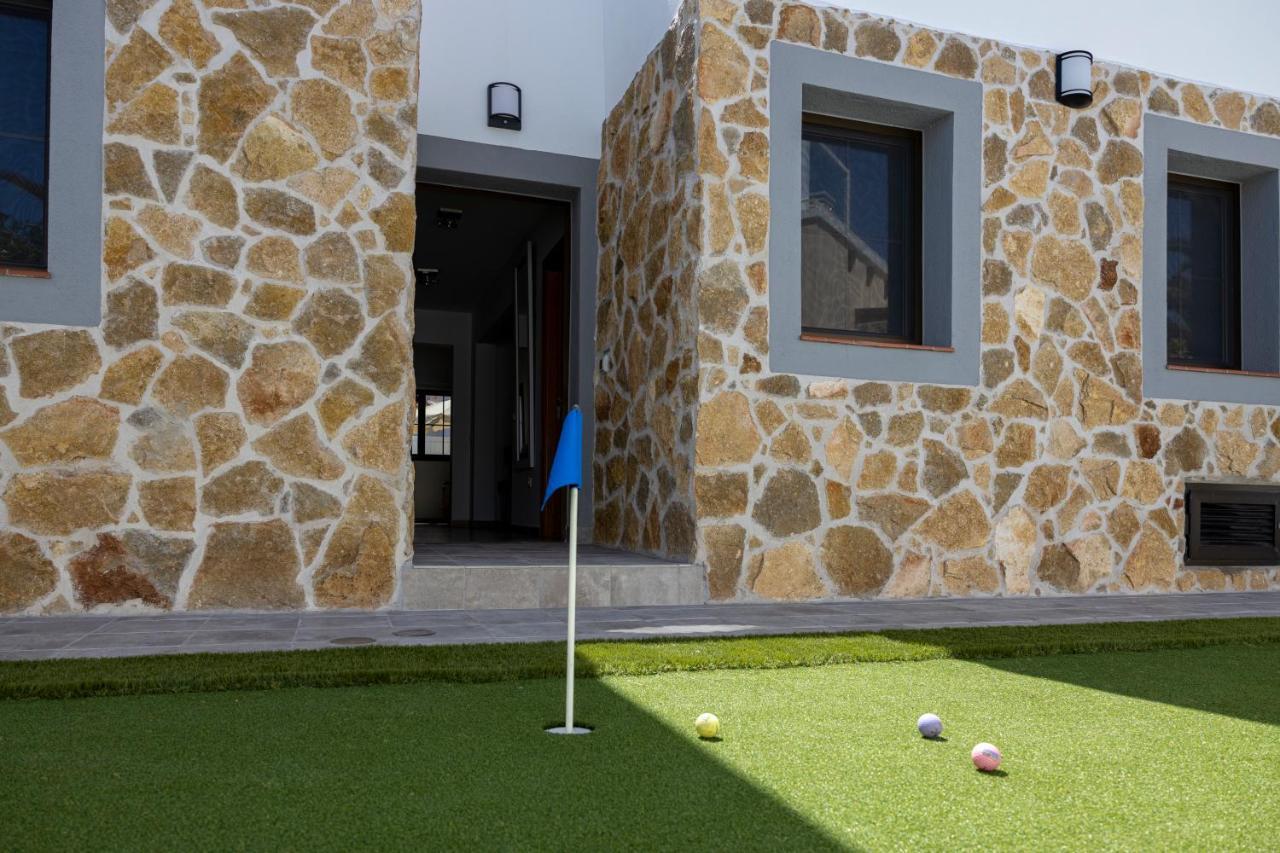 Villa Ideal For Family Holidays, Near And Golf- Casa La Guirra
