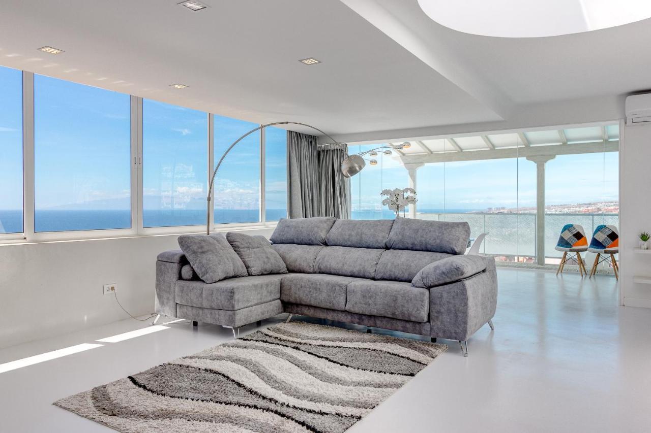 Panoramic Ocean & Mountain View 3 Bed In Island Village Heights Apartamento
