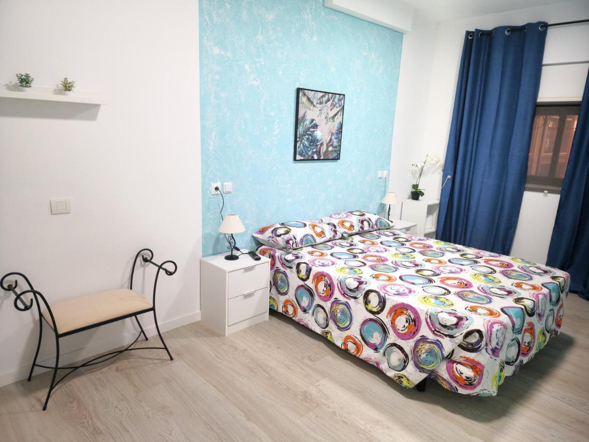 301, 2 Bedrooms, Near Playa De Americas & Free Wifi * Playa de las Americas (Tenerife)