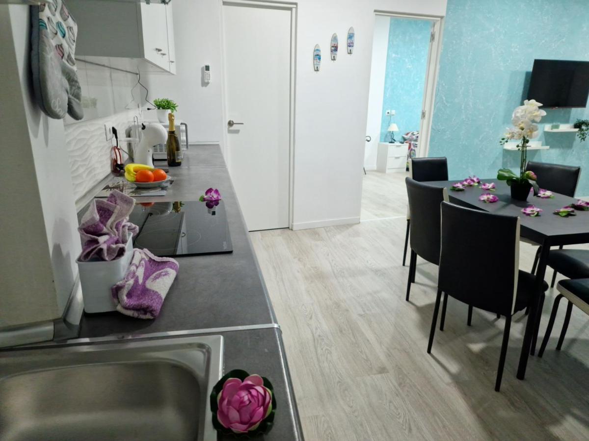301, 2 Bedrooms, Near Playa De Americas & Free Wifi Holiday home Playa de las Americas (Tenerife)
