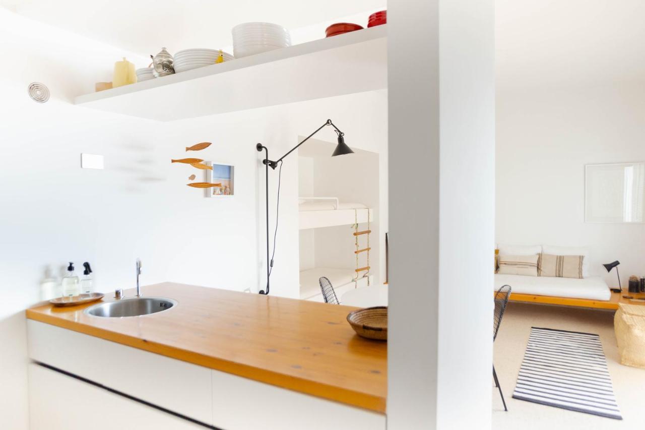 Hideaway With Modernist Design