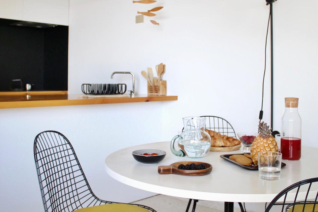 Hideaway With Modernist Design Apartment