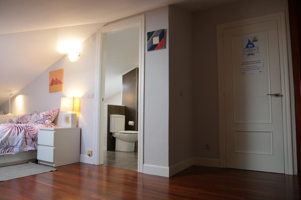 Habitación Con Baño, Cerca De La Playa *