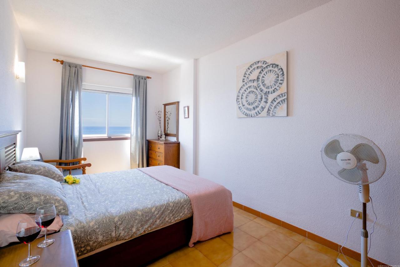 Front Line Ocean View 2bed Wi-fi Your Apartment