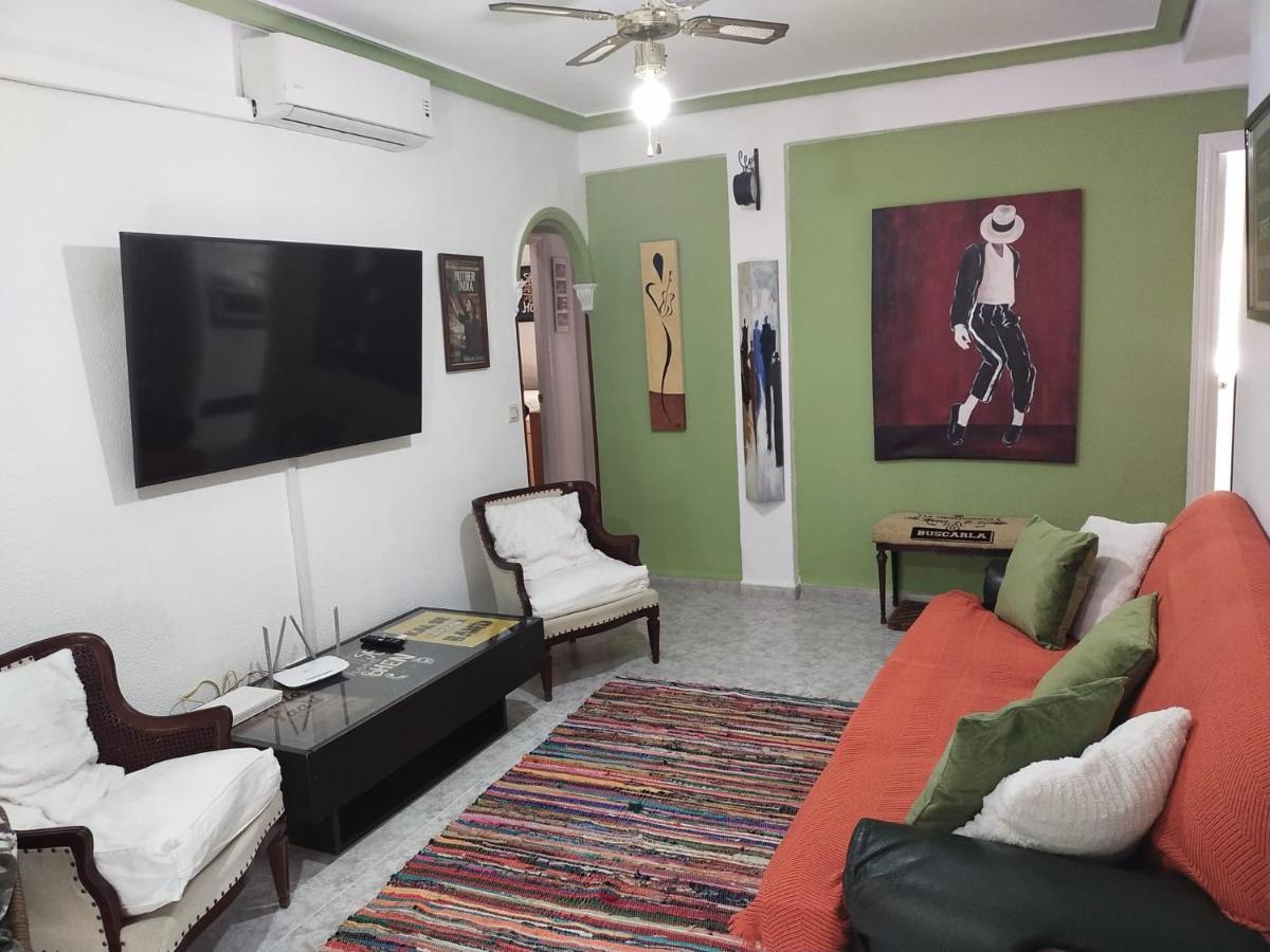An Indian Bollywood Experience - For Families, Couples & Business Trips * Seville