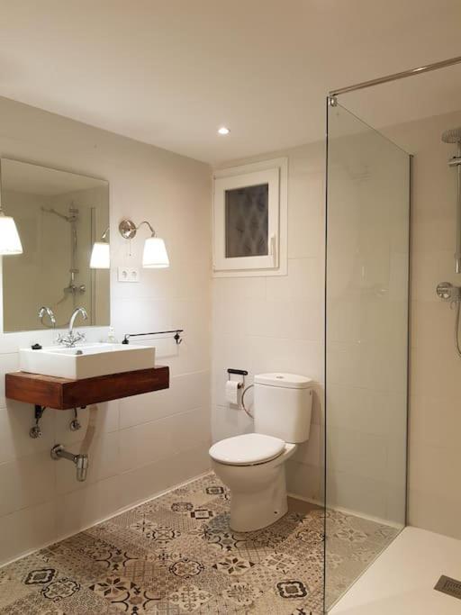 Сasa de vacaciones Enjoy Your Holidays 300m To The Mediterranean Sea At Divali Castelldefels