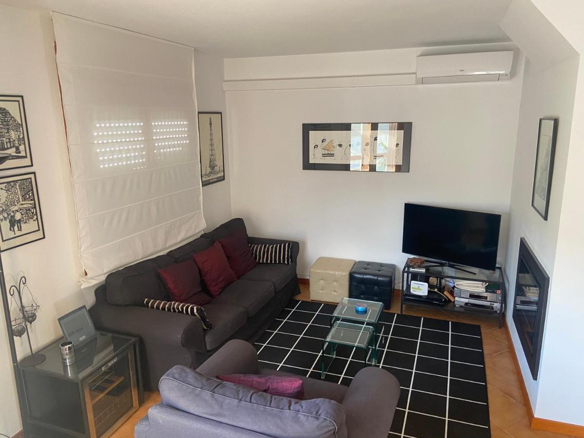 Casa Ebre Сasa de vacaciones *
