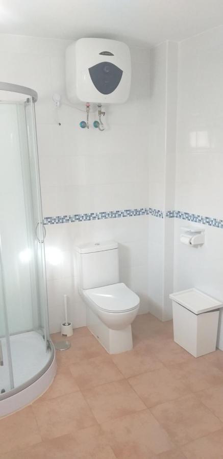 Homestay C&blola - Habitacion Independiente Con Bano Privado Y Aire Acondicionado - Minimo 3 Dias