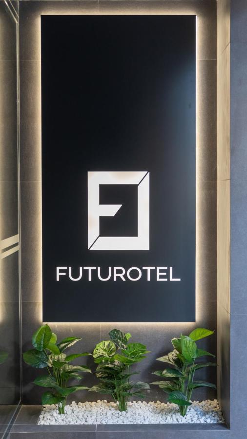 Hotel cápsula Futurotel Malagueta 3*