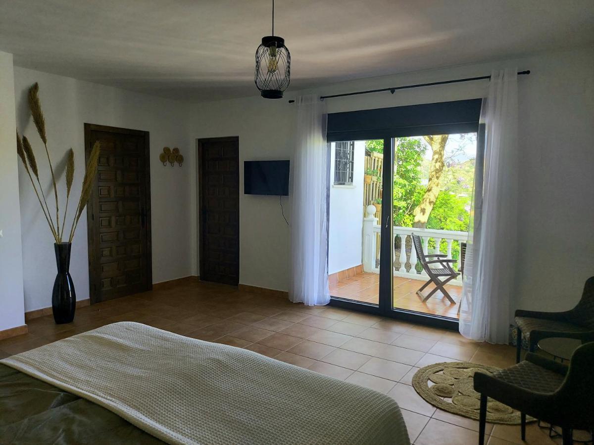 Casa Loko Bed and breakfast Coín