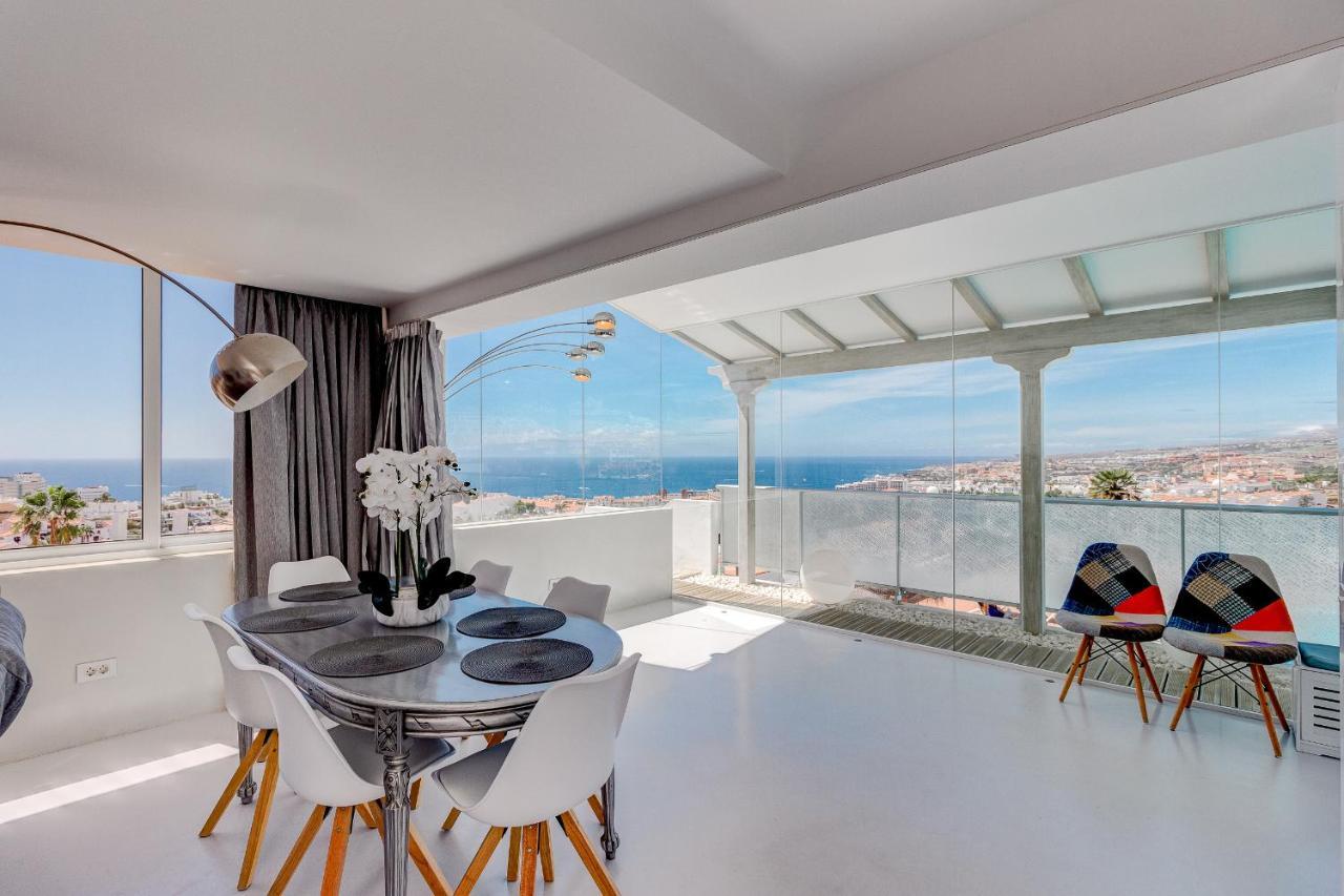 Panoramic Ocean & Mountain View 3 Bed In Island Village Heights