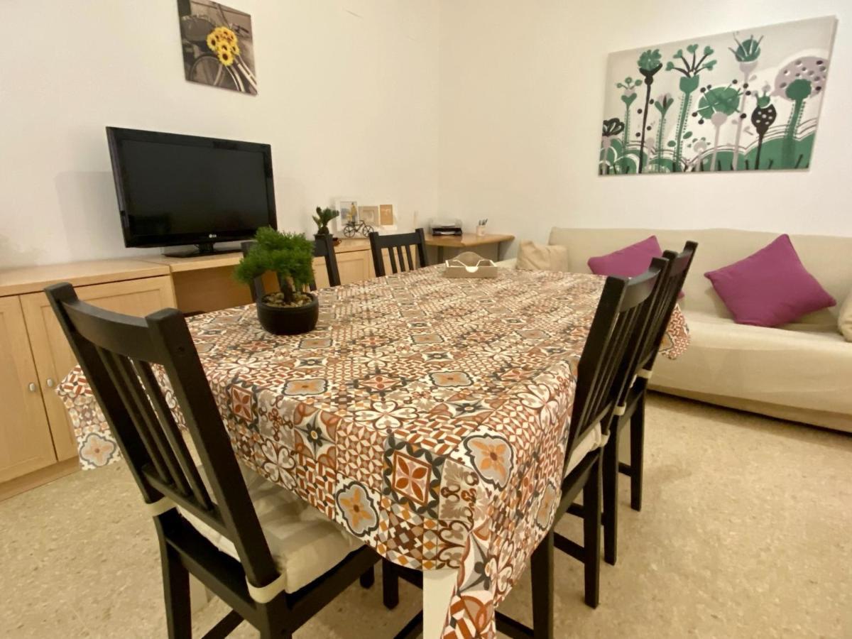Holiday home Sevilla. Familia O Profesionales