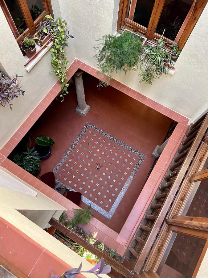 Almunia De San Miguel Aparthotel 2*
