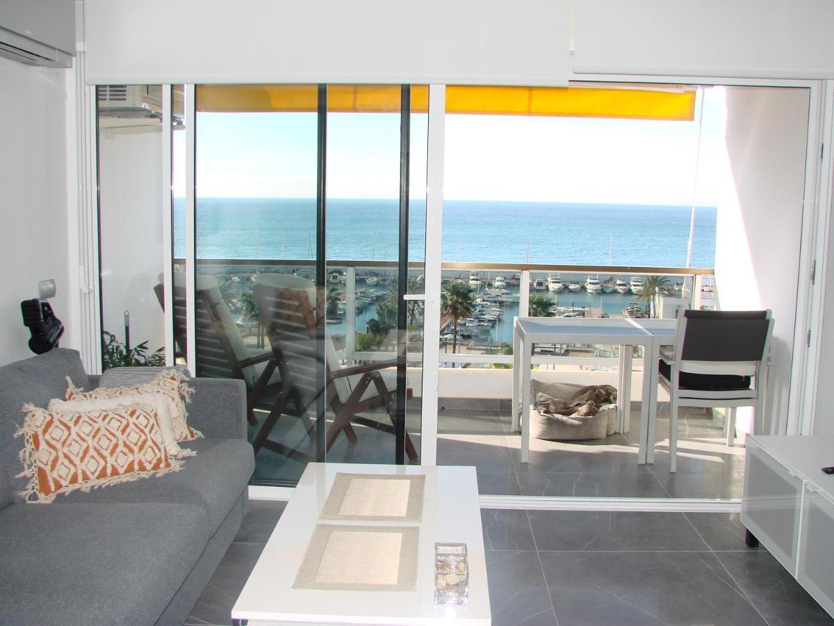 Apto El Faro Puerto Deportivo Apartment
